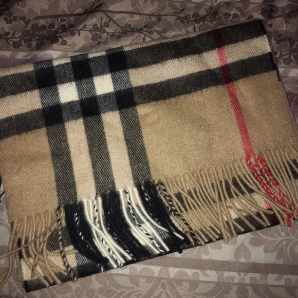 Burberry Accessories - Burberry The Classic Check Cashmere Scarf in Camel
